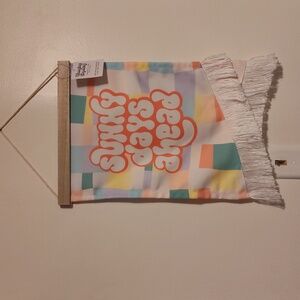 🌞 NWT New View Gifts "Sunny Days Ahead" Wall Tapestry Retro Bubble Letters